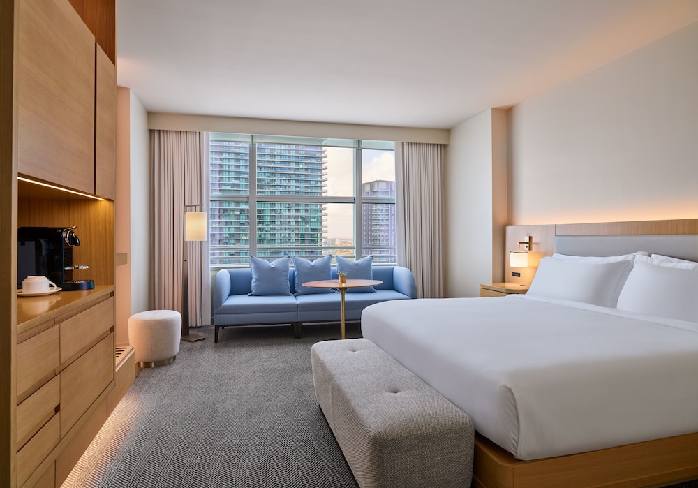 Hotel AKA Brickell 19/50