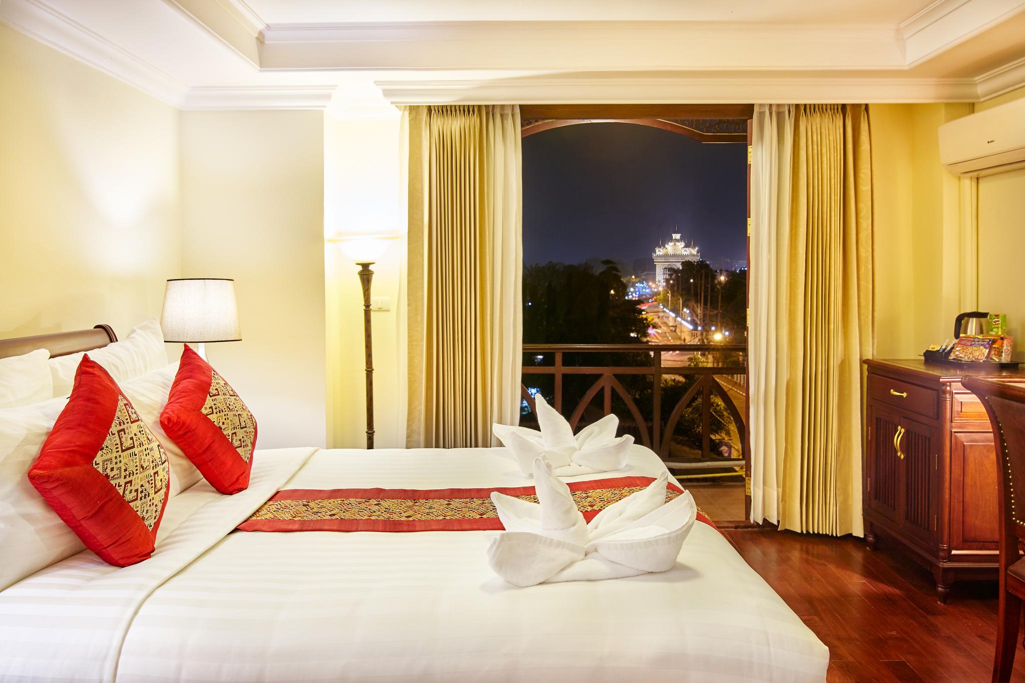 Executive, King Bed, with View