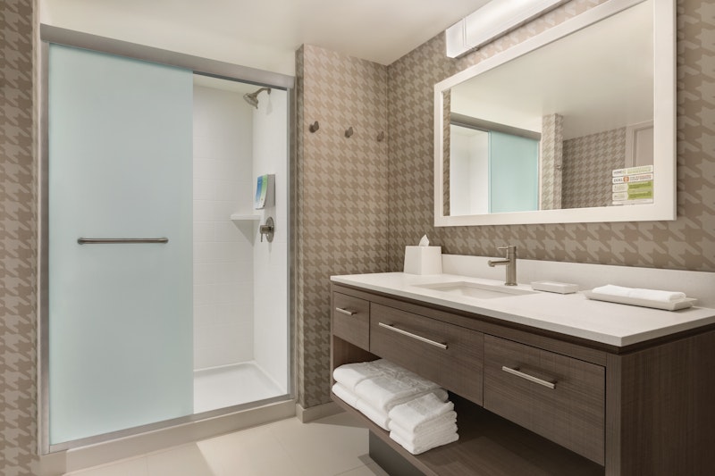 Home2 Suites By Hilton Chicago River North 55/55