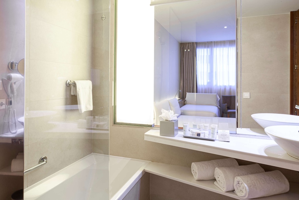 Sb Hotel Diagonal Zero Barcelona 23/60