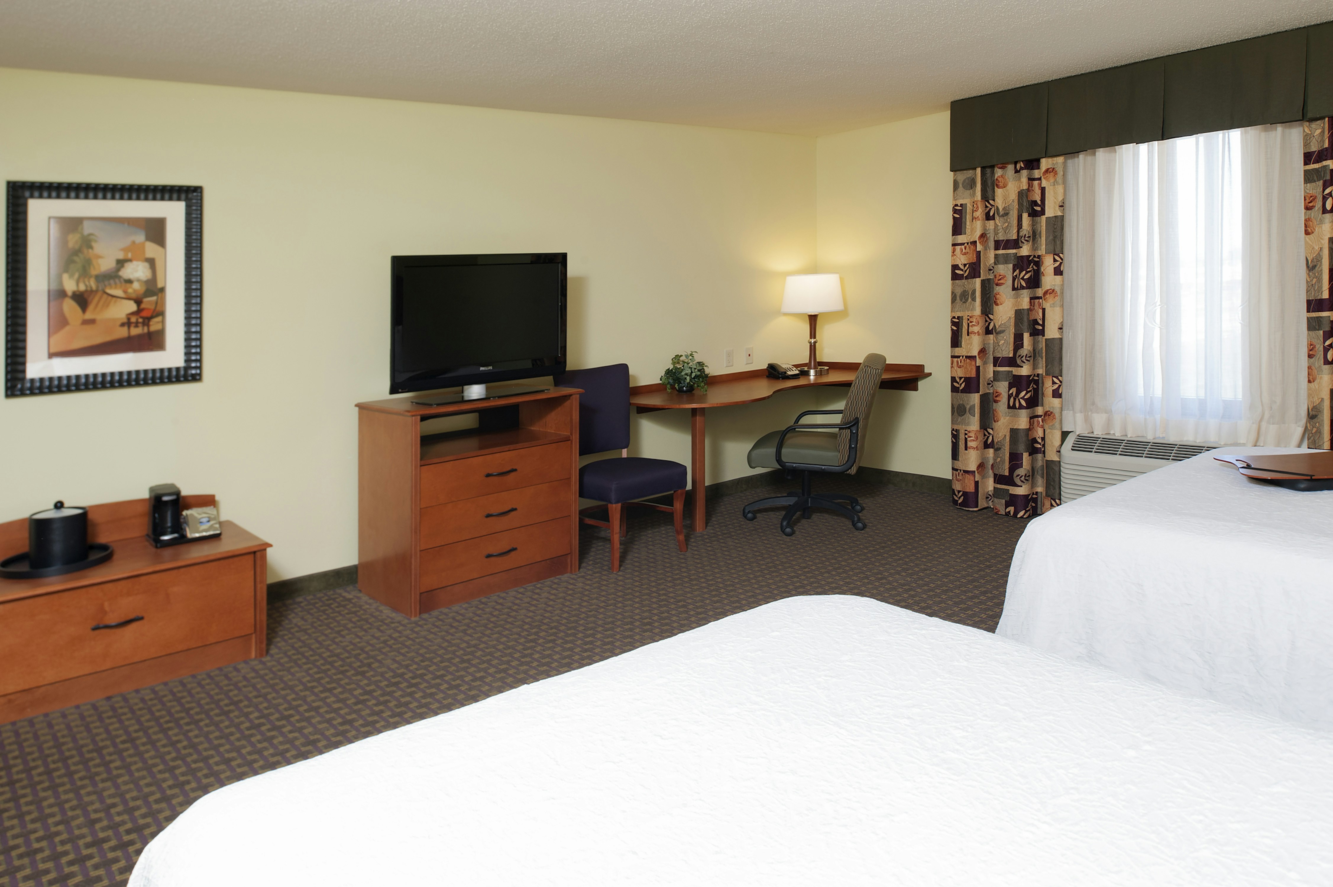 Hampton Inn Macomb 58/63