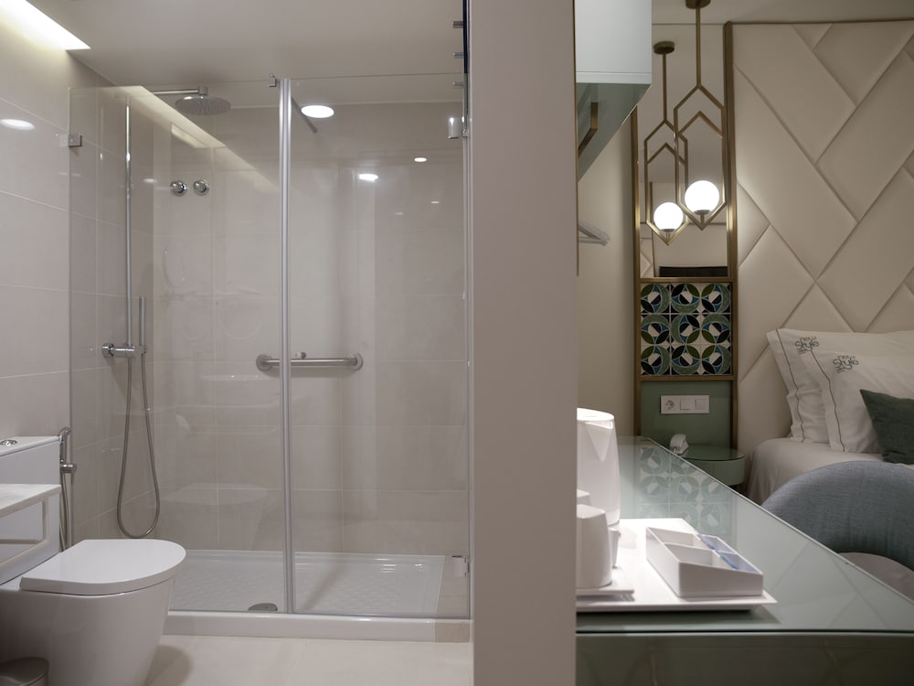 New Style Lisbon Hotel 20/21