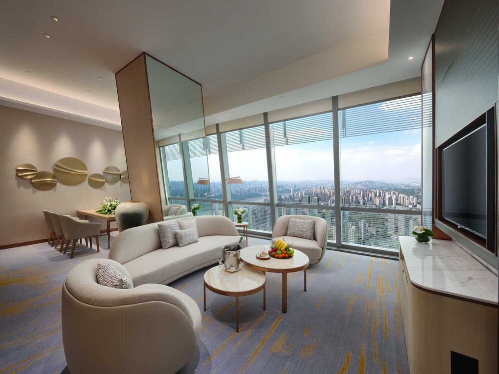Intercontinental Chongqing Raffles City 46/70