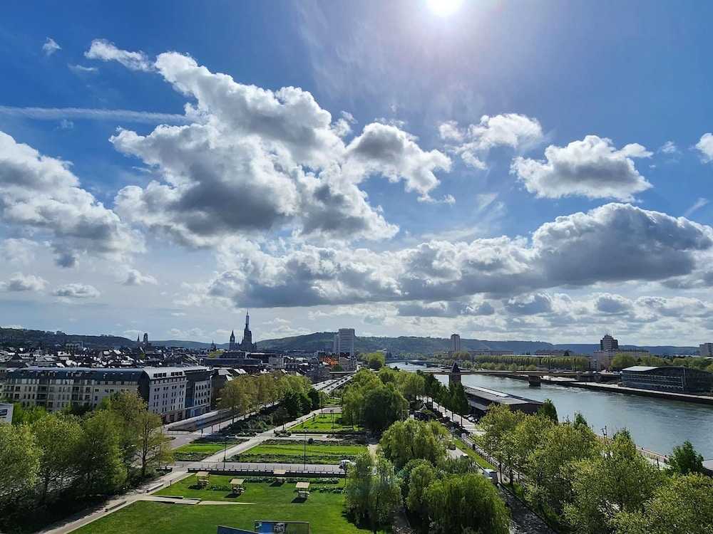Novotel Suites Rouen Normandie 48/50