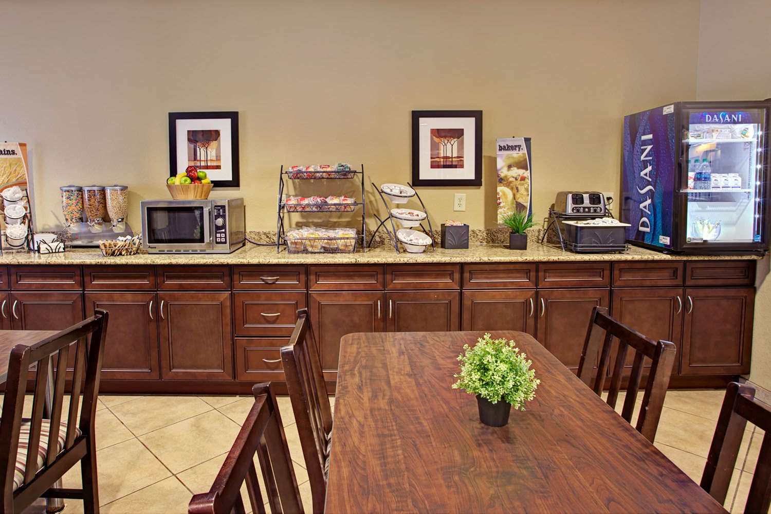 Microtel Inn Suites By Wyndham Cartersville 6/14