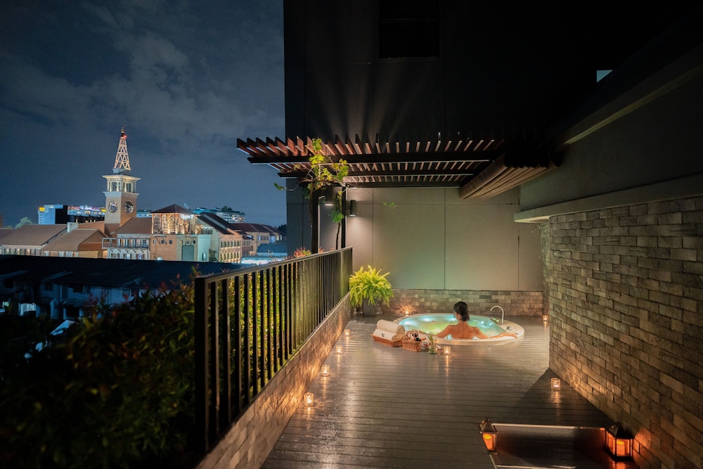 Moose Hotel Nimman 43/48