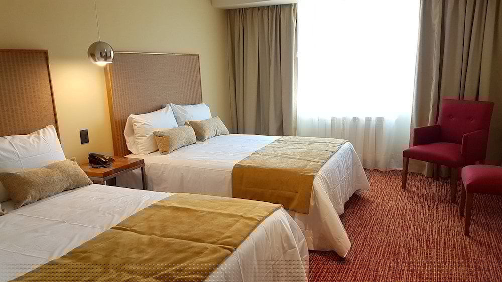 LAS LENGAS HOTEL 18/60