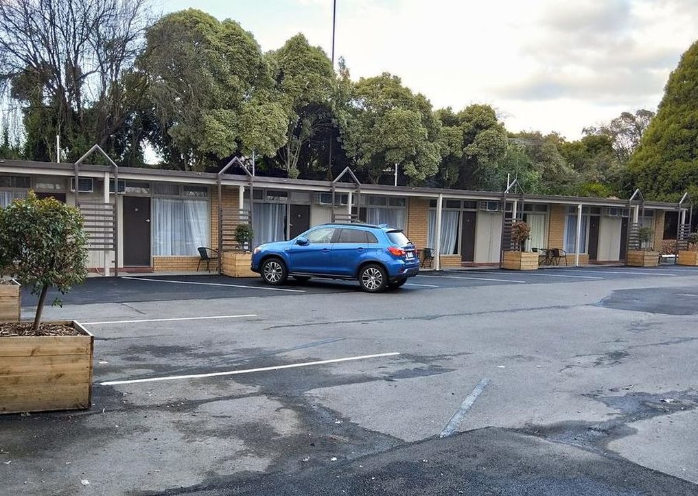 Moe Parklands Motel 35/37