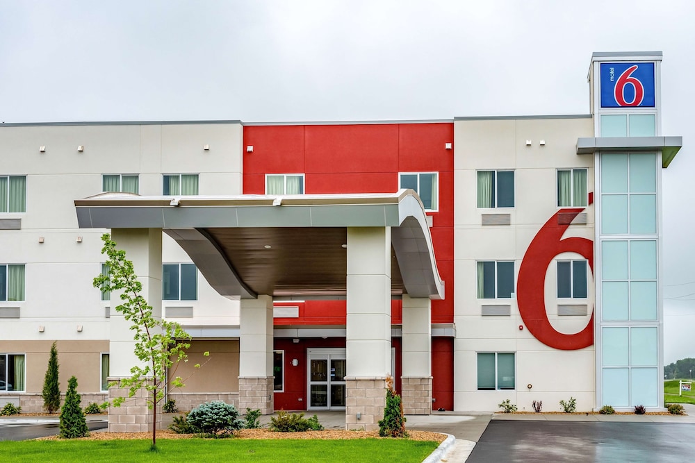 Motel6 Mankato, MN in MANKATO - MN