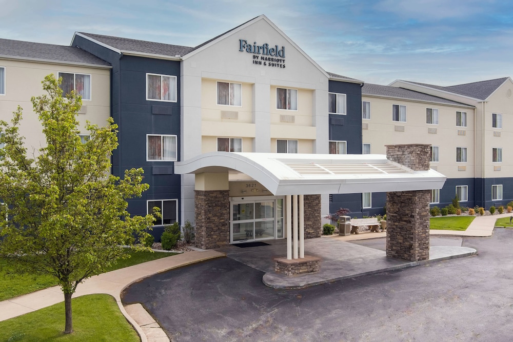 Fairfield Inn And Suites By Marriott Jefferson City 3/41