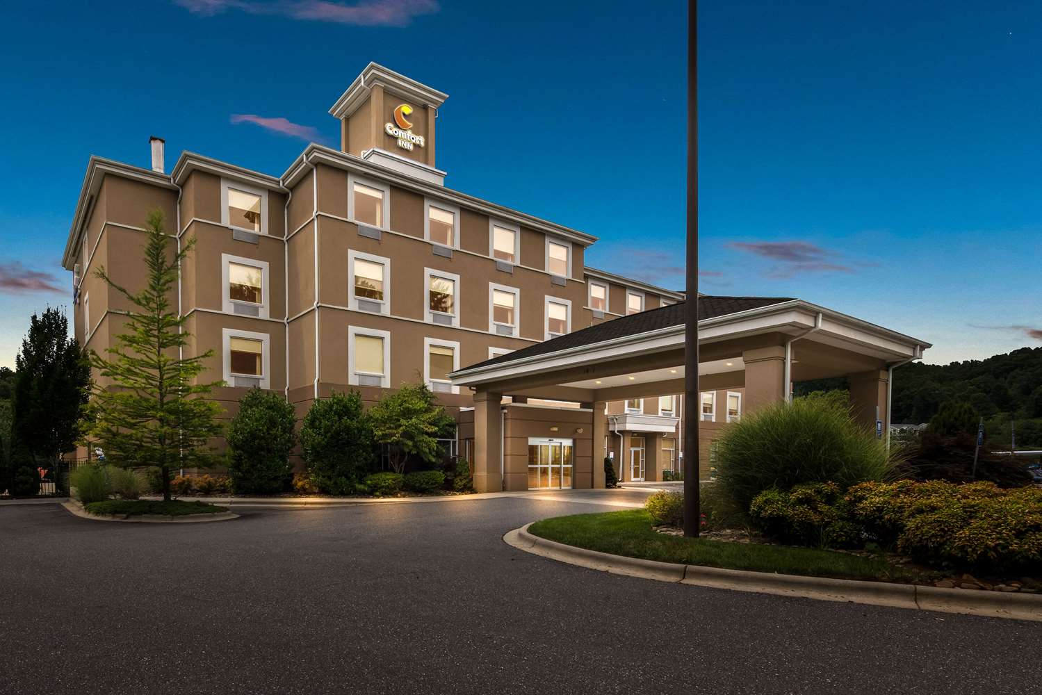 Comfort Inn Sylva - Cullowhee Sylva NC 11/57