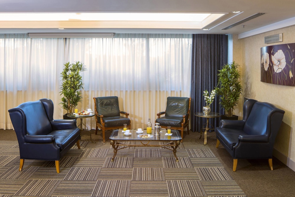 Courtyard By Marriott Rome Central Park 26/72
