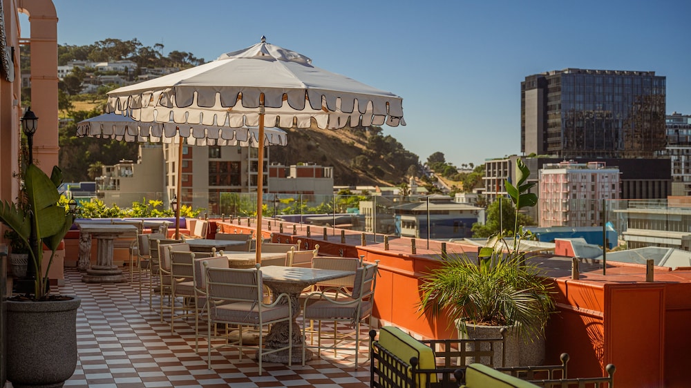 The Trade Boutique Hotel 50/57