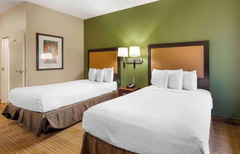 Studio 6 Corporate Extended Stay Chicago Lisle IL 25/51