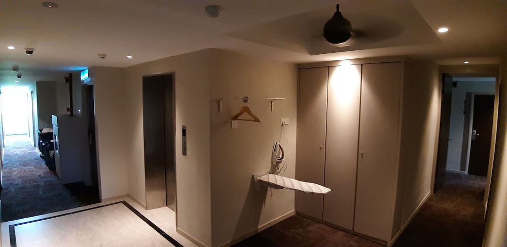 Miico Hotel Mount Austin 32/58