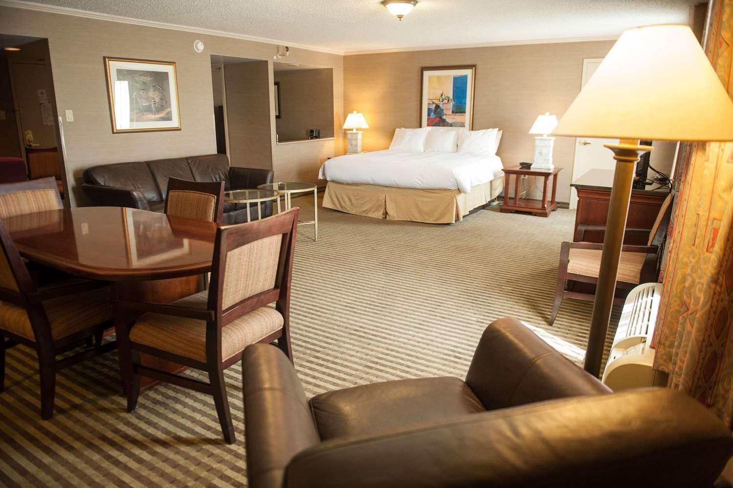 Radisson Hotel Philadelphia Northeast 37/79