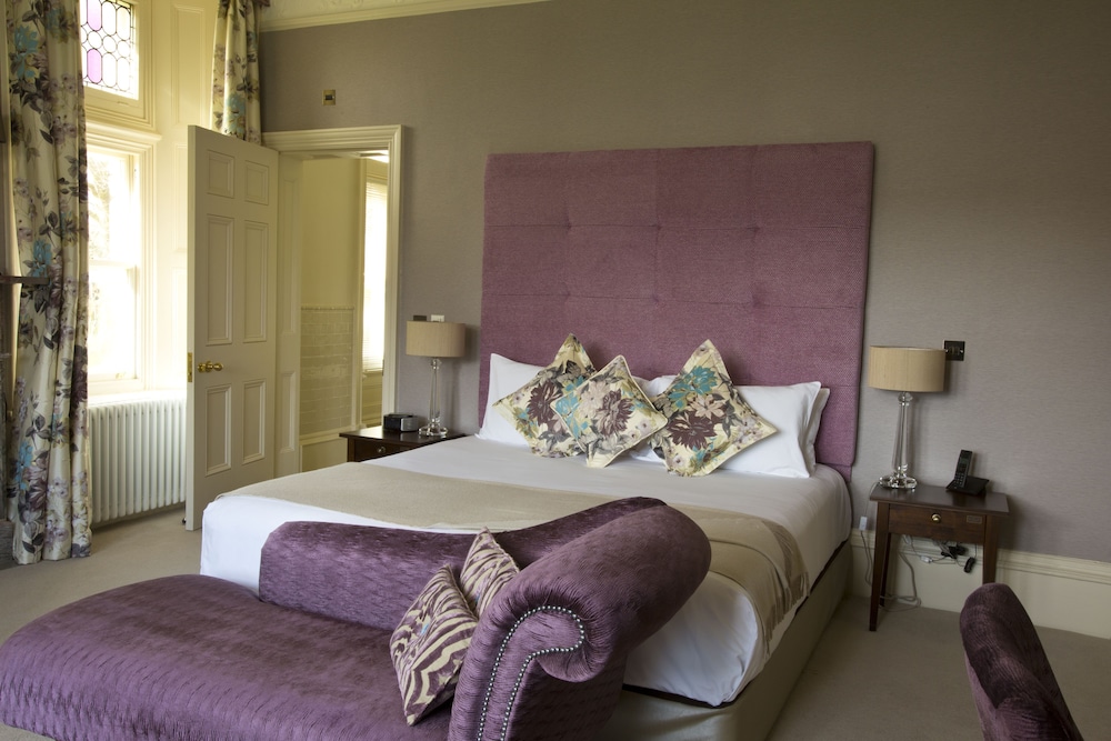 Kentisbury Grange 26/73