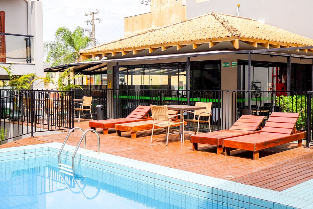 Clh Suites Bonito 8/50