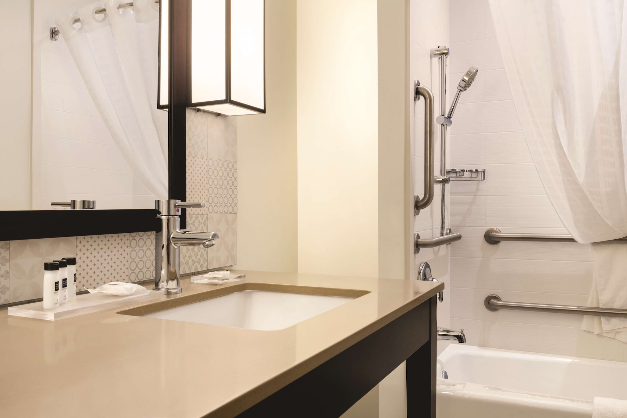 غرفة بسريرين كوين، Country Inn & Suites By Radisson, Page, Az 2/3