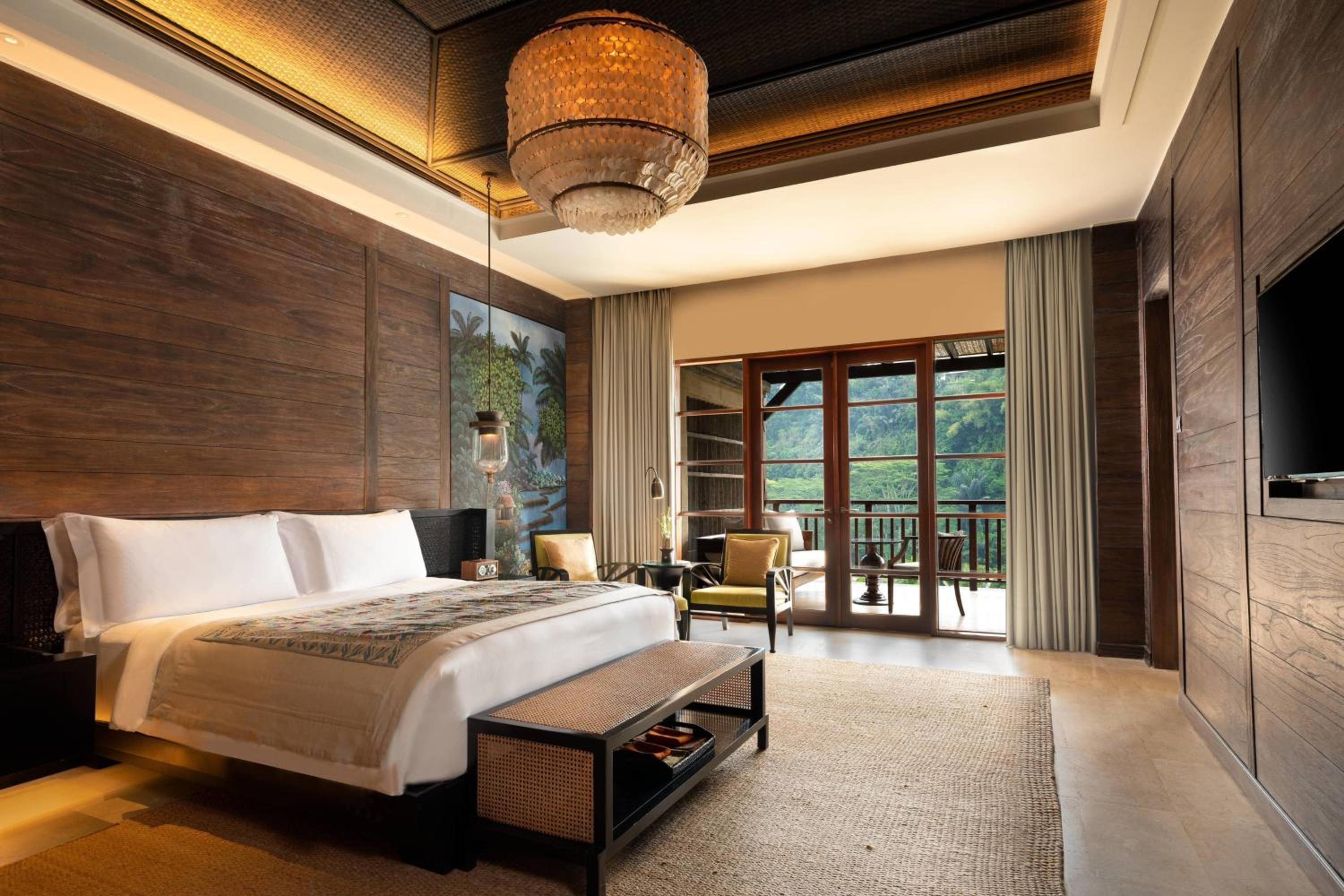 1 Bedroom, Suite, King Bed, Resort View, Large