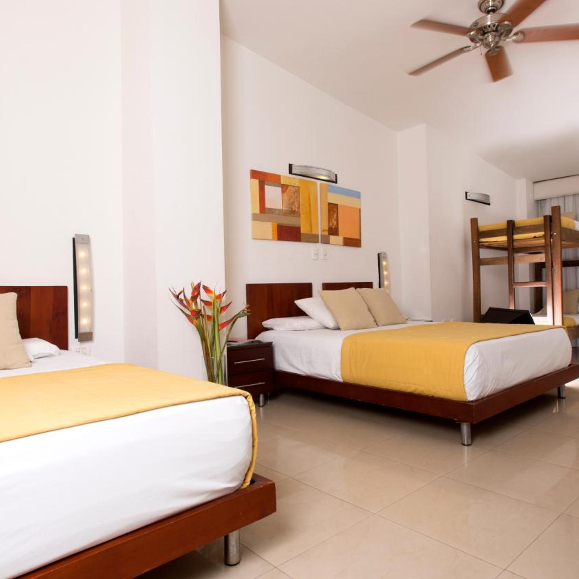 Atlantis Plaza Hotel 18/50