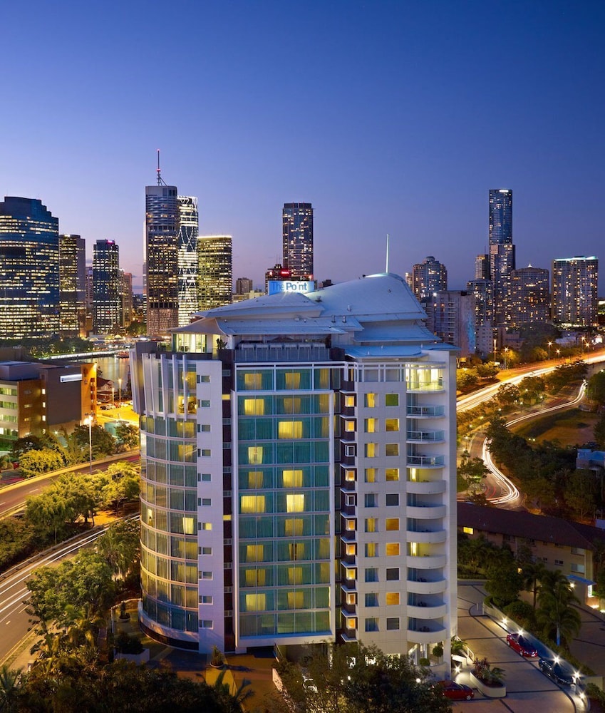 The Point Brisbane Hotel 4/51