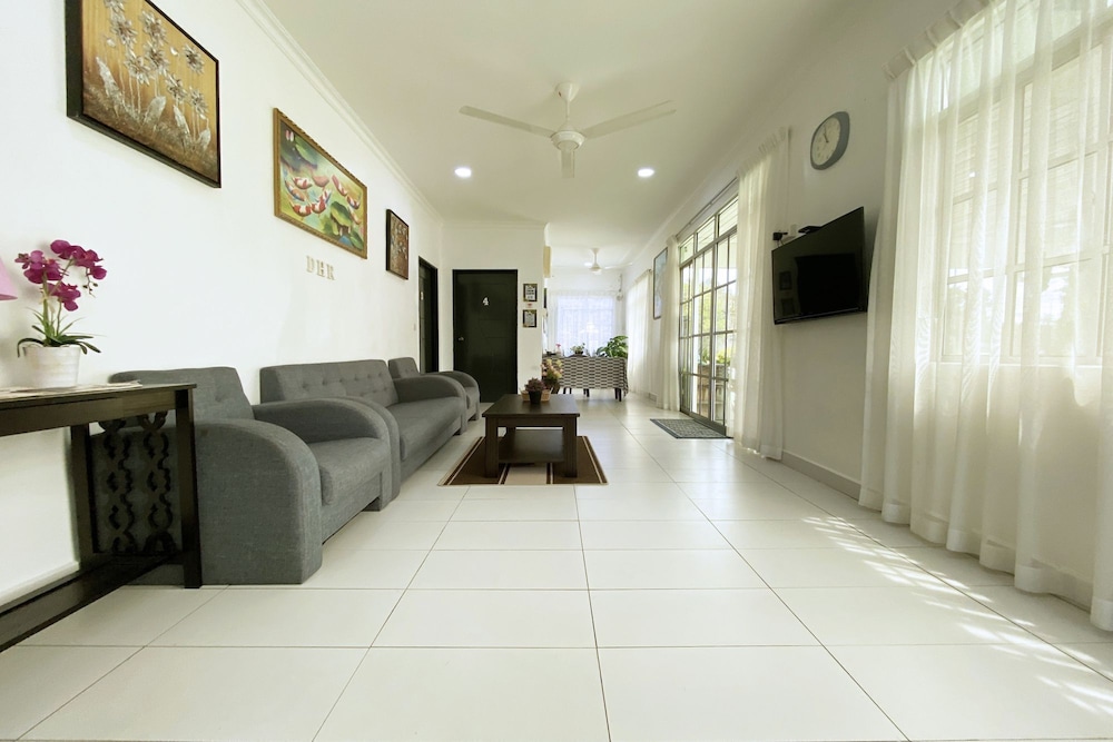 Hotel O Dh Residence 23/33