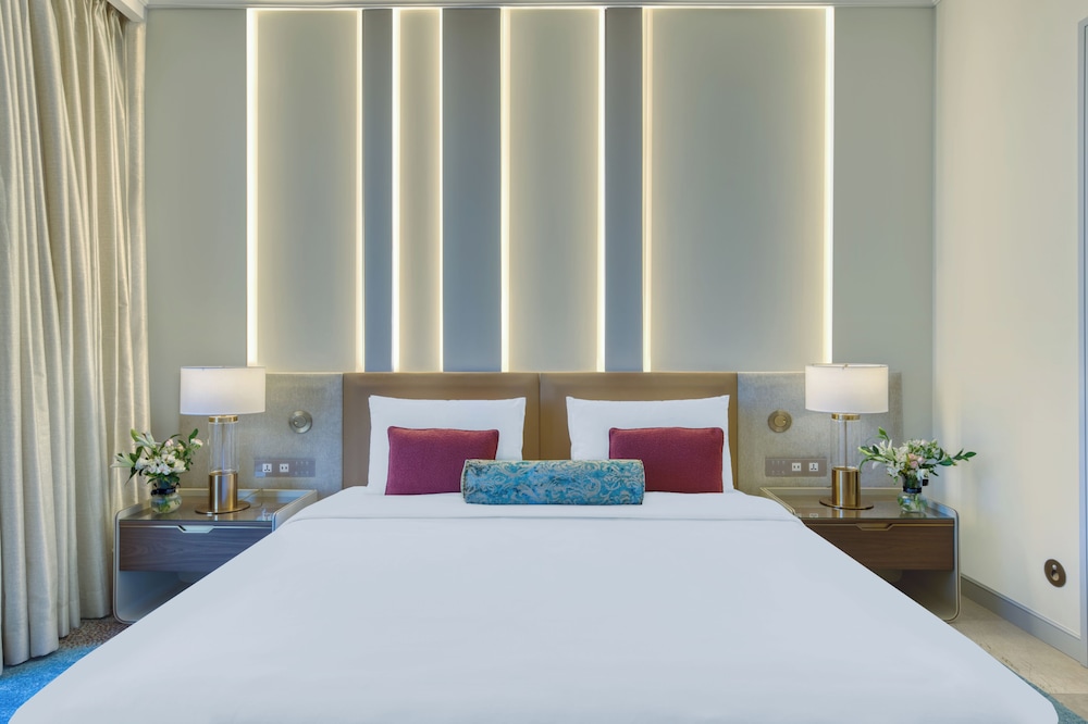 Deluxe, King Bed, Sea View