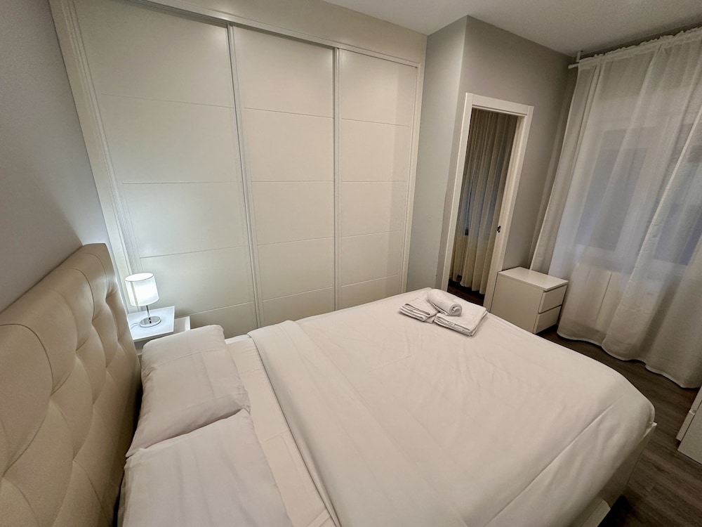 1 BEDROOM, APARTMENT
