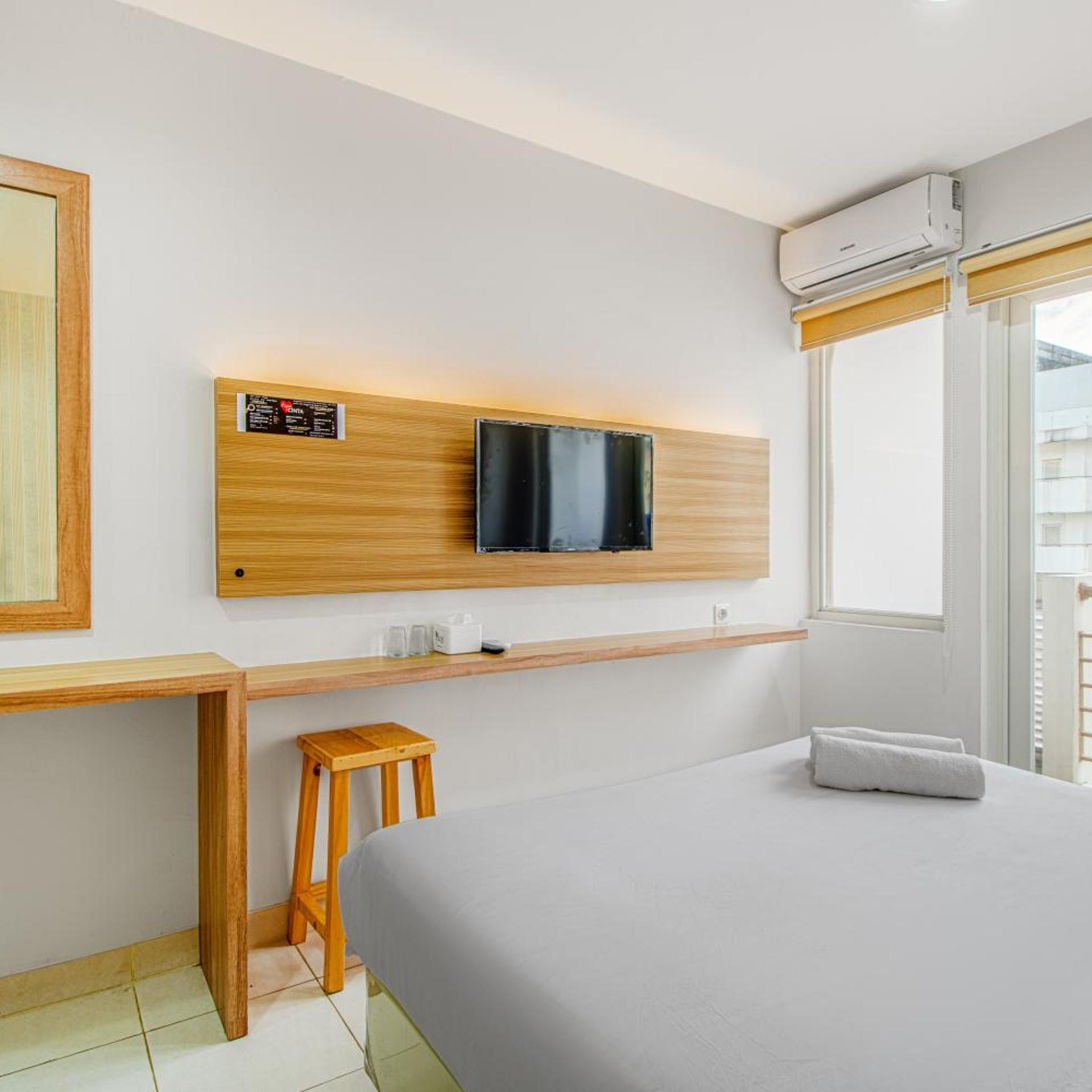 Skyland Sentul Tower Apartment 34/56