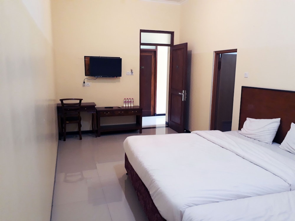 Oyo 856 Hotel Pelangi Indah 3/14