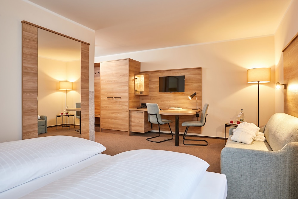 Hotel Linderhof Erfurt 8/32