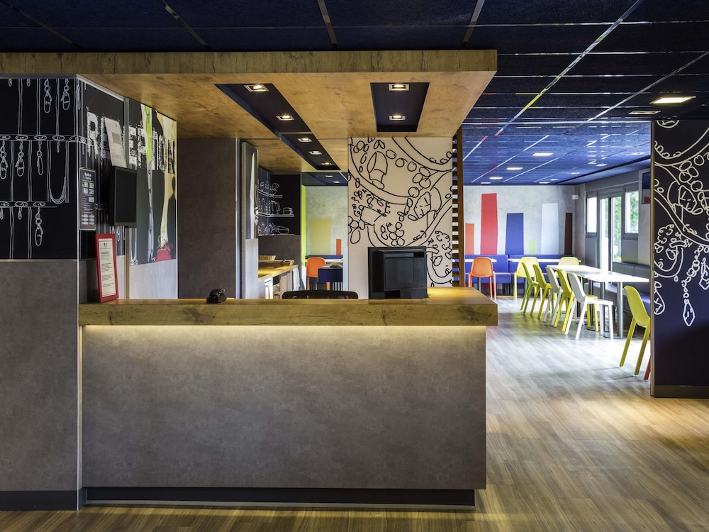 Ibis Budget Versailles Chateau Saint Cyr 6/40