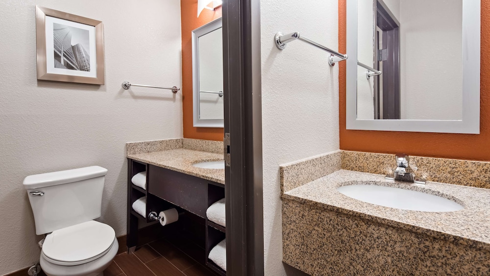 Best Western Plus Lee S Summit Hotel Suites 21/44
