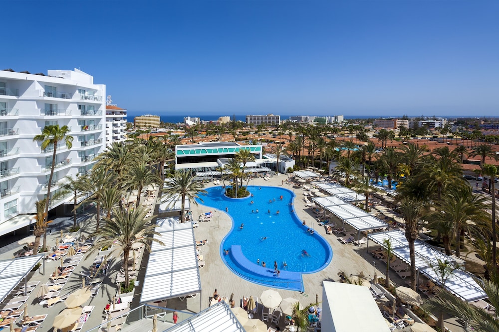 Hotel RIU Papayas 21/24