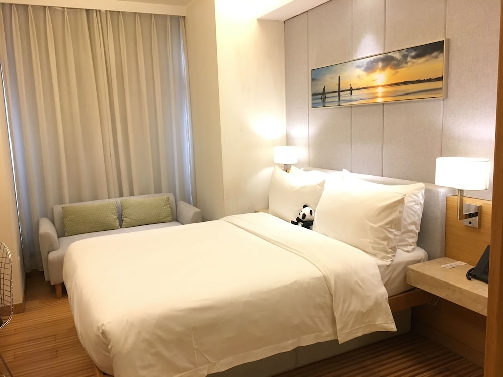 H-Hotel Riverside Chengdu 15/56