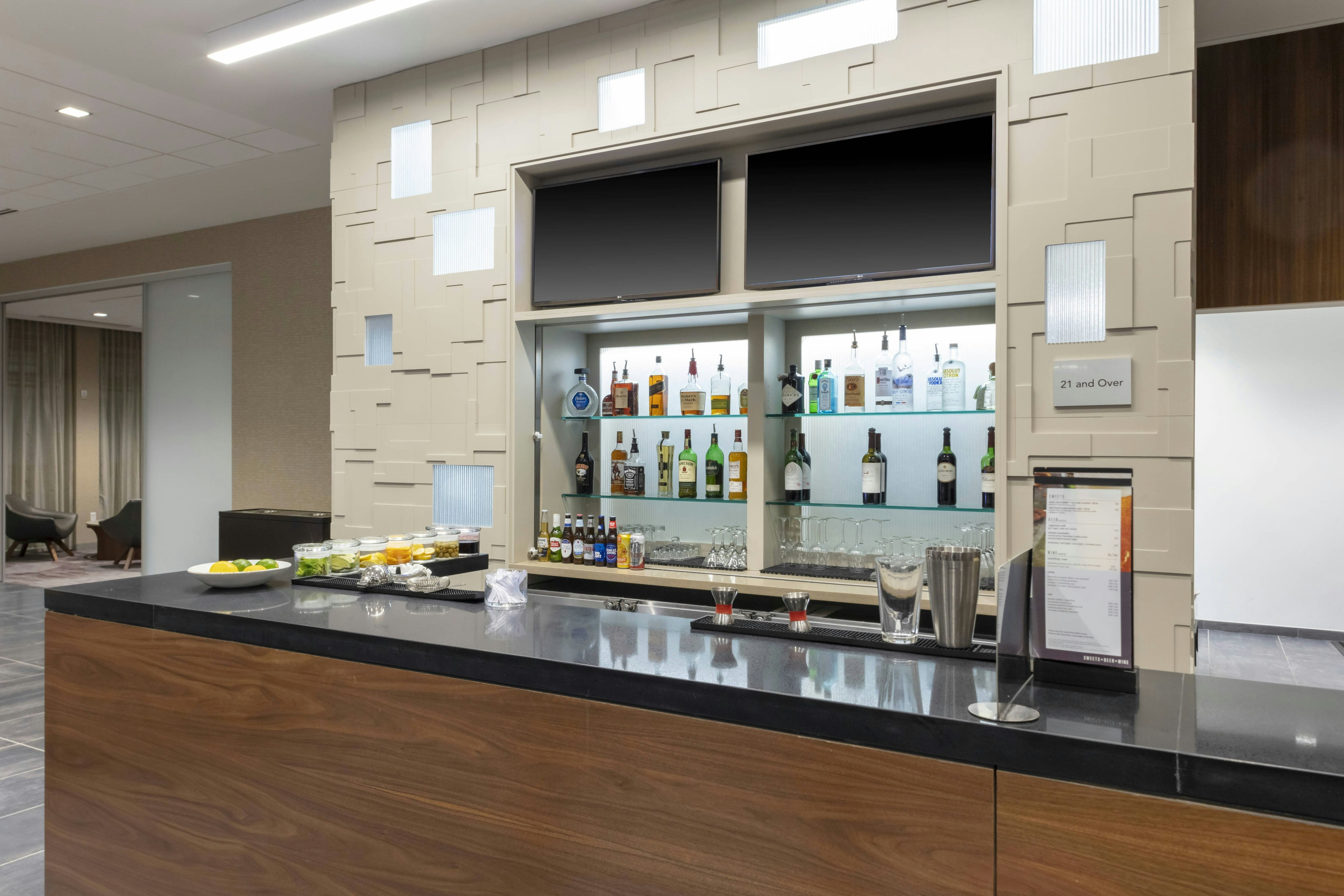 Courtyard By Marriott Indianapolis West-Speedway 33/44