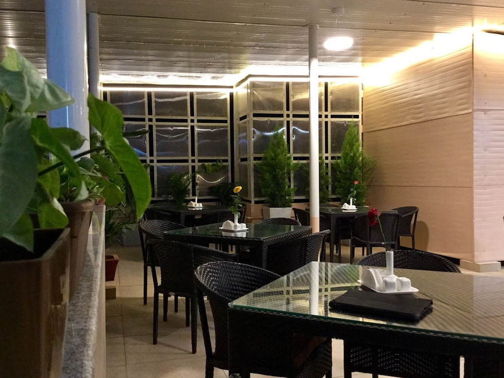 Sai Towers 33/50
