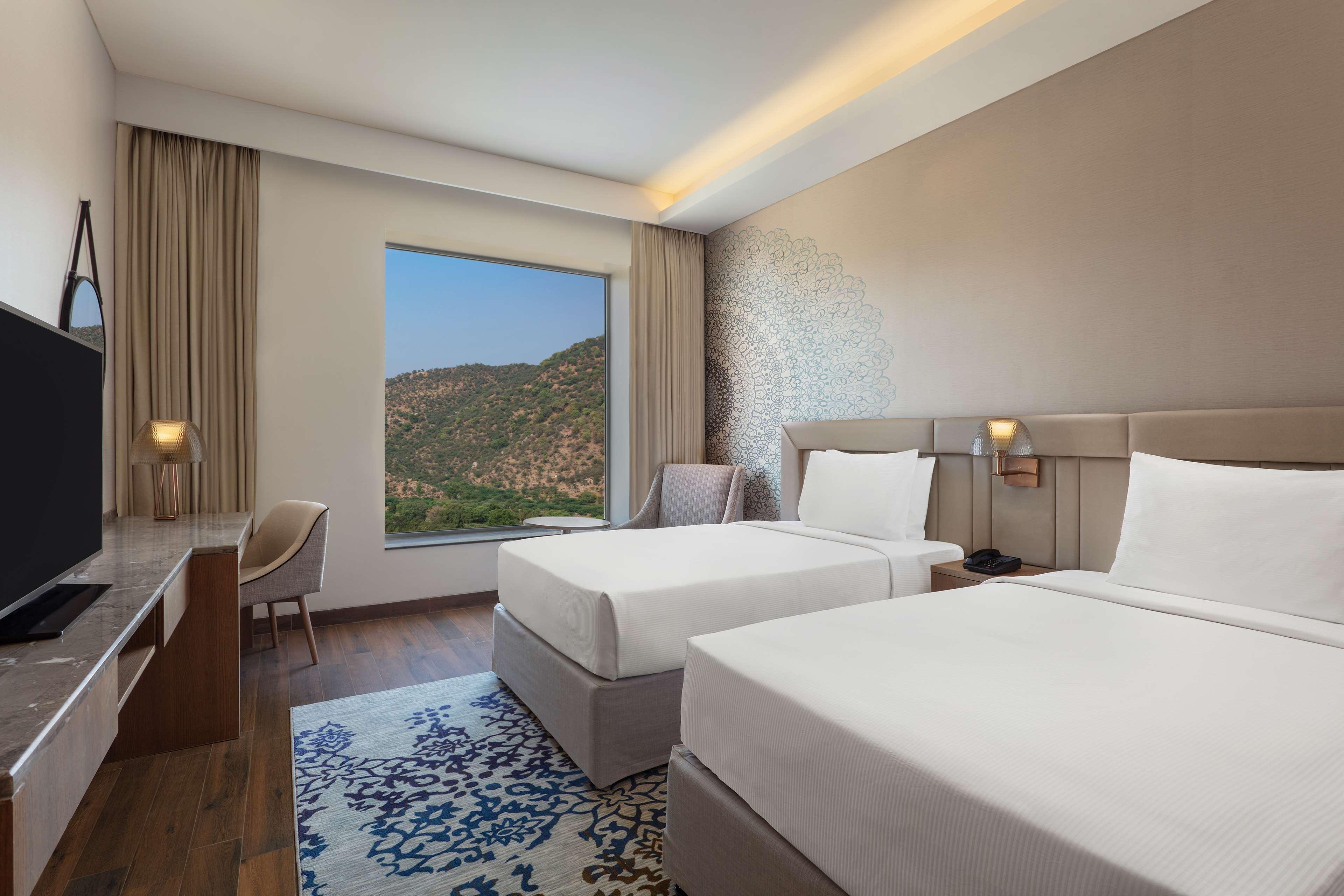 GUEST ROOM, TWIN BEDS, ARAVALLI VIEW