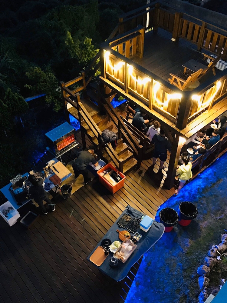Yurong B&B 3/50