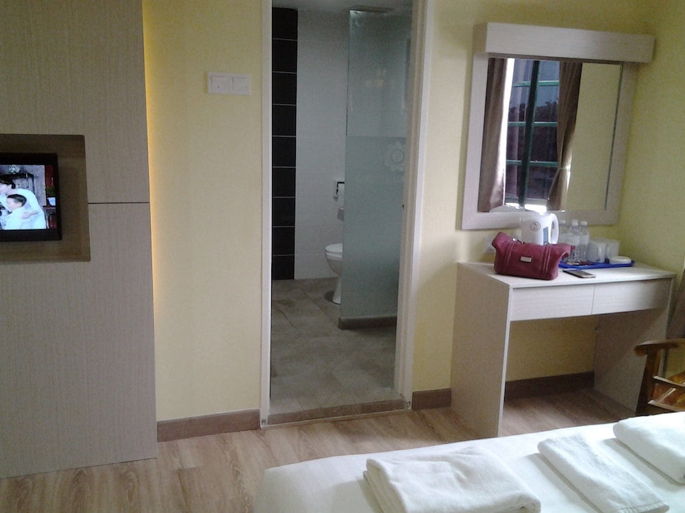 Suria Seremban Hotel 25/40