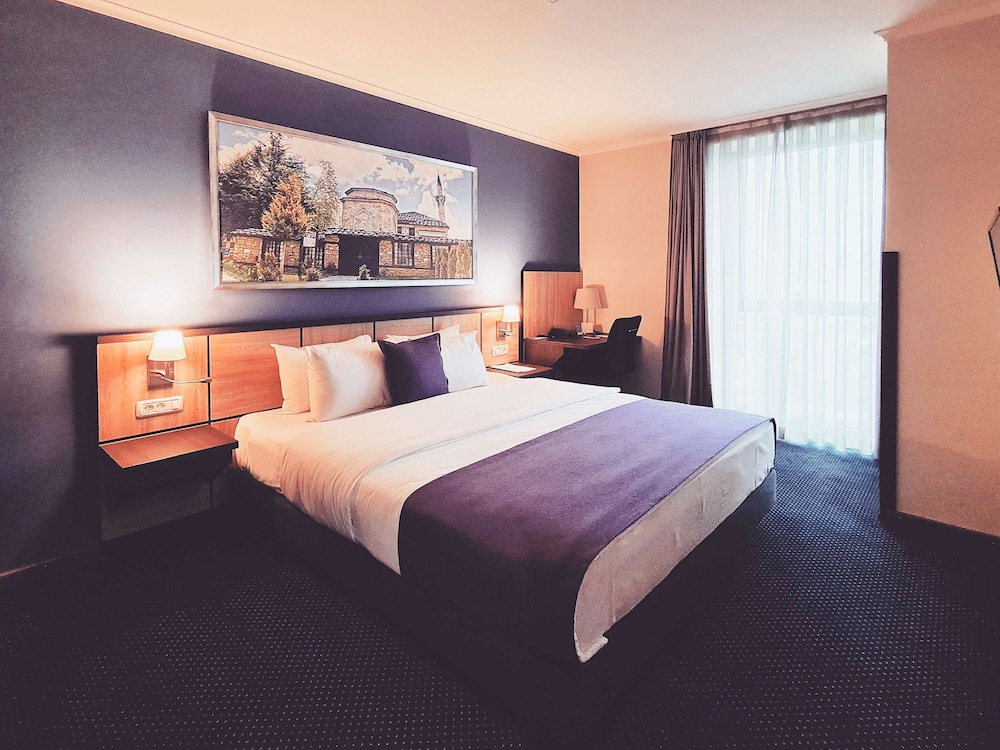 Mercure Tetovo 25/72