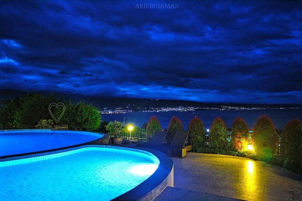 Hotel Santika Luwuk Sulawesi Tengah 41/42