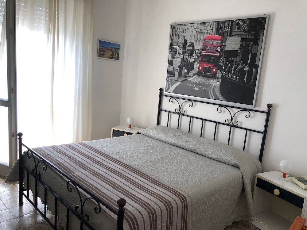 Hotel Peschici 6/50