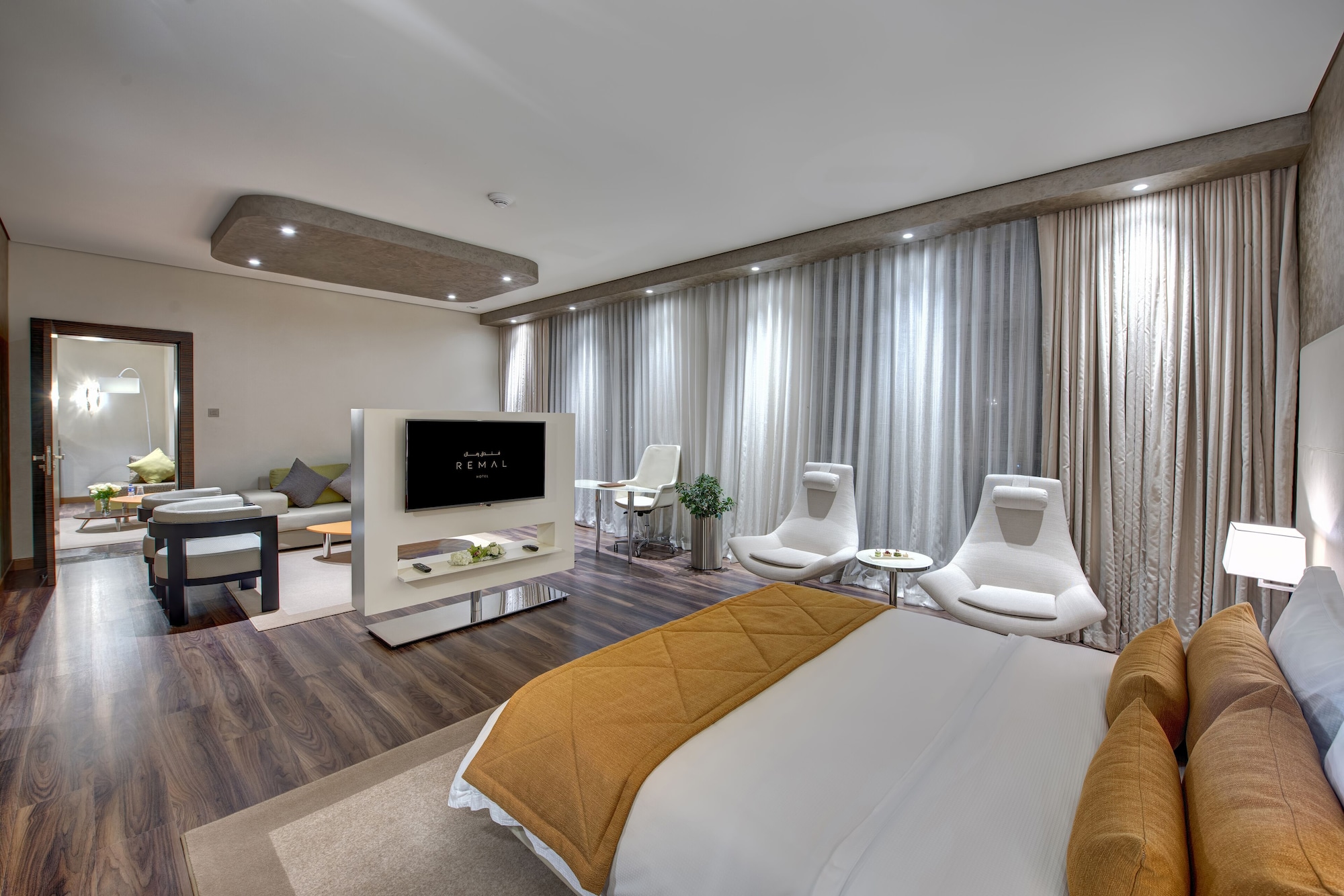 remal hotel al dhannah