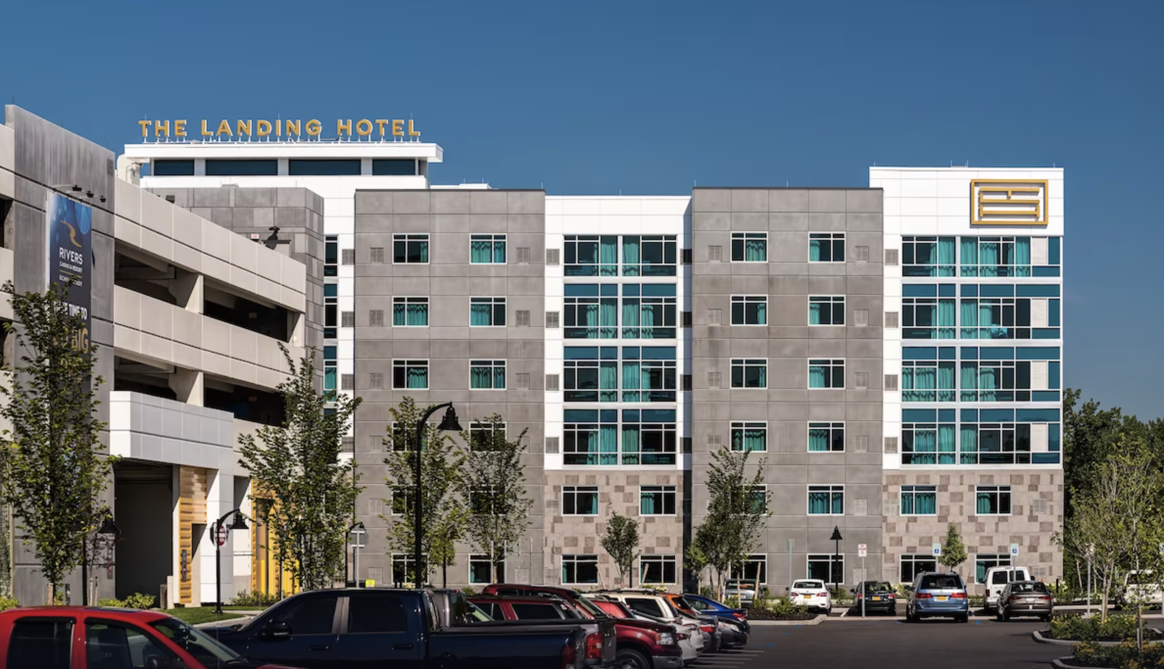The Landing Hotel at Rivers Casino and Resort 5/63