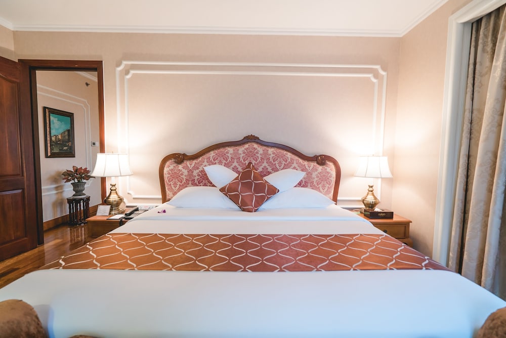 Hotel Grand Saigon 15/73