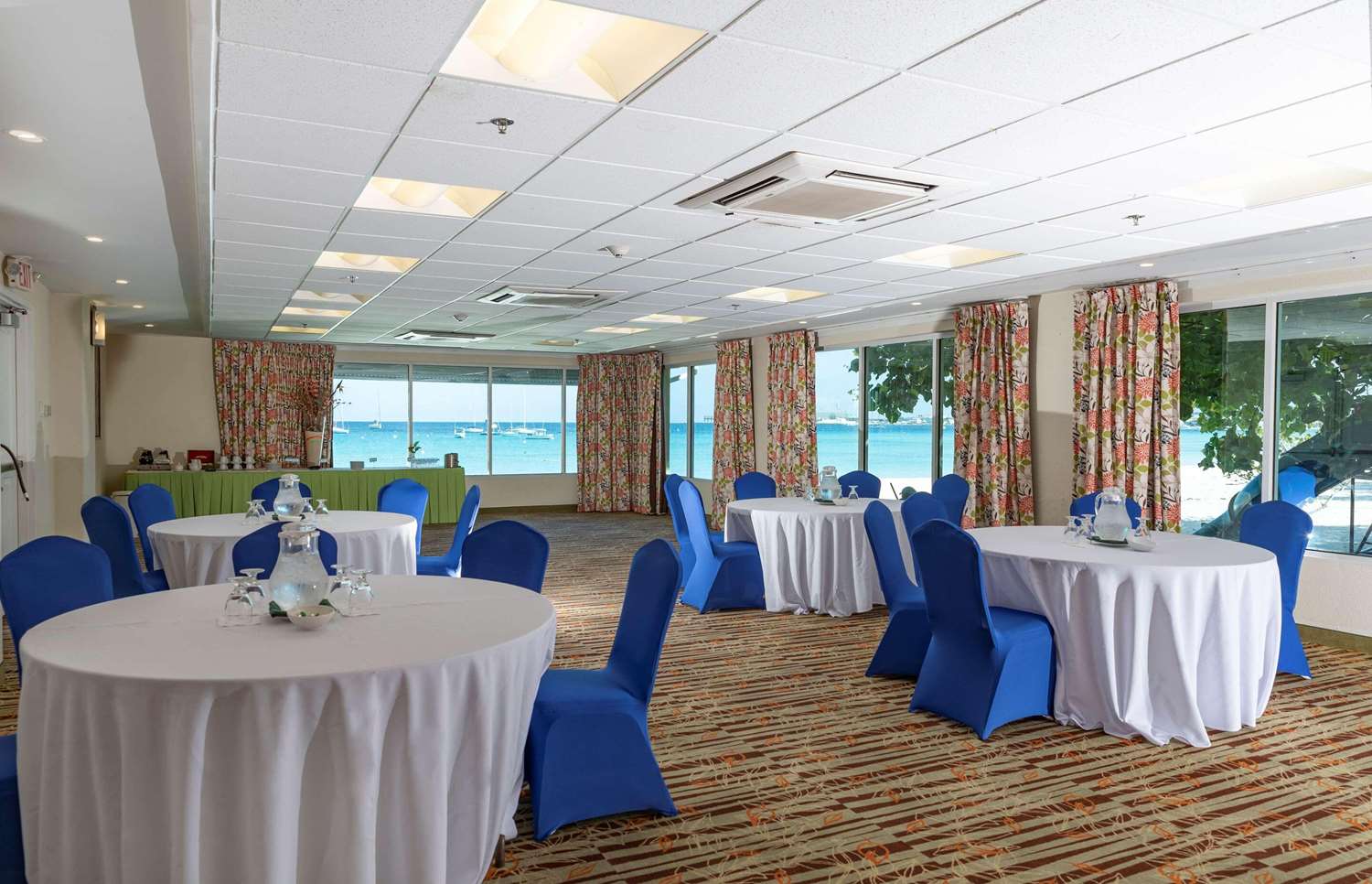 Radisson Aquatica Resort Barbados 14/21