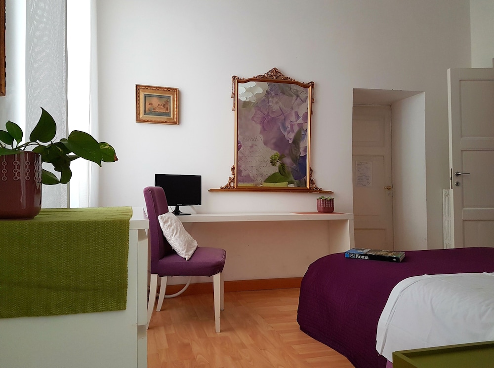 A Casa Boschi Near Vatican Deluxe Junior Suite 38/70