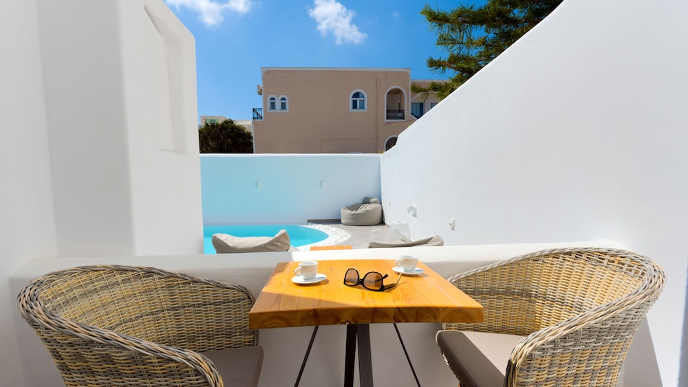 Emerald Collection Suites 36/44